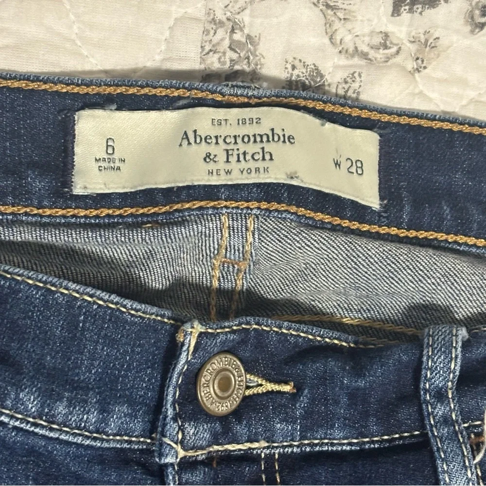 Abercrombie & Fitch Dark Blue Straight Leg Jeans - Picture 4 of 8